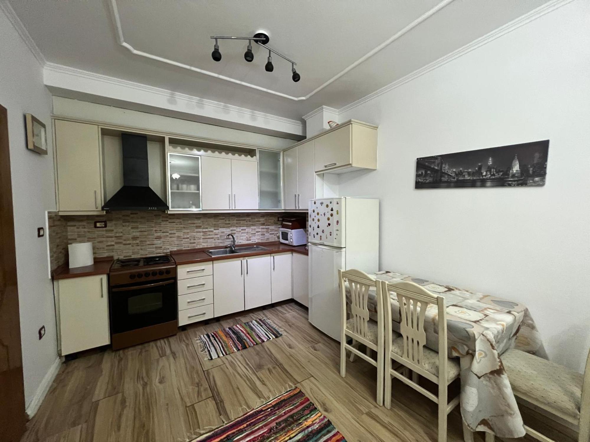 Sjsjksdbbd Apartment Tiranë Luaran gambar