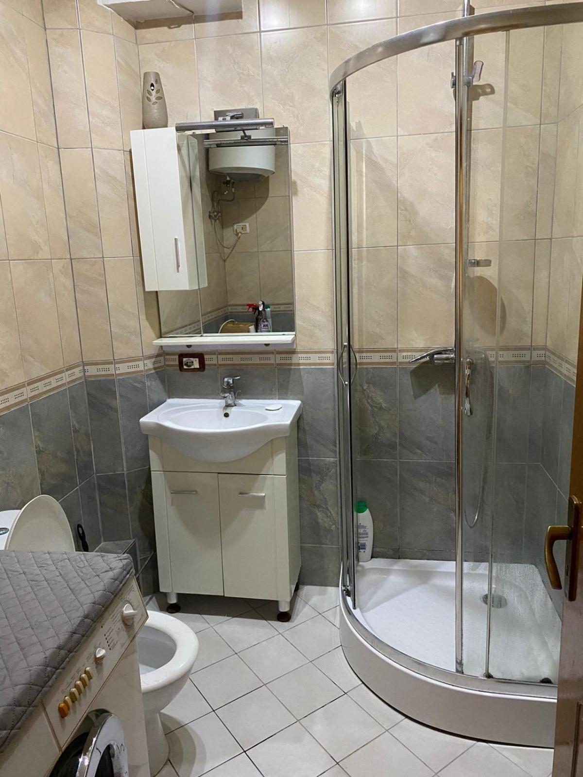 Sjsjksdbbd Apartment Tiranë Luaran gambar